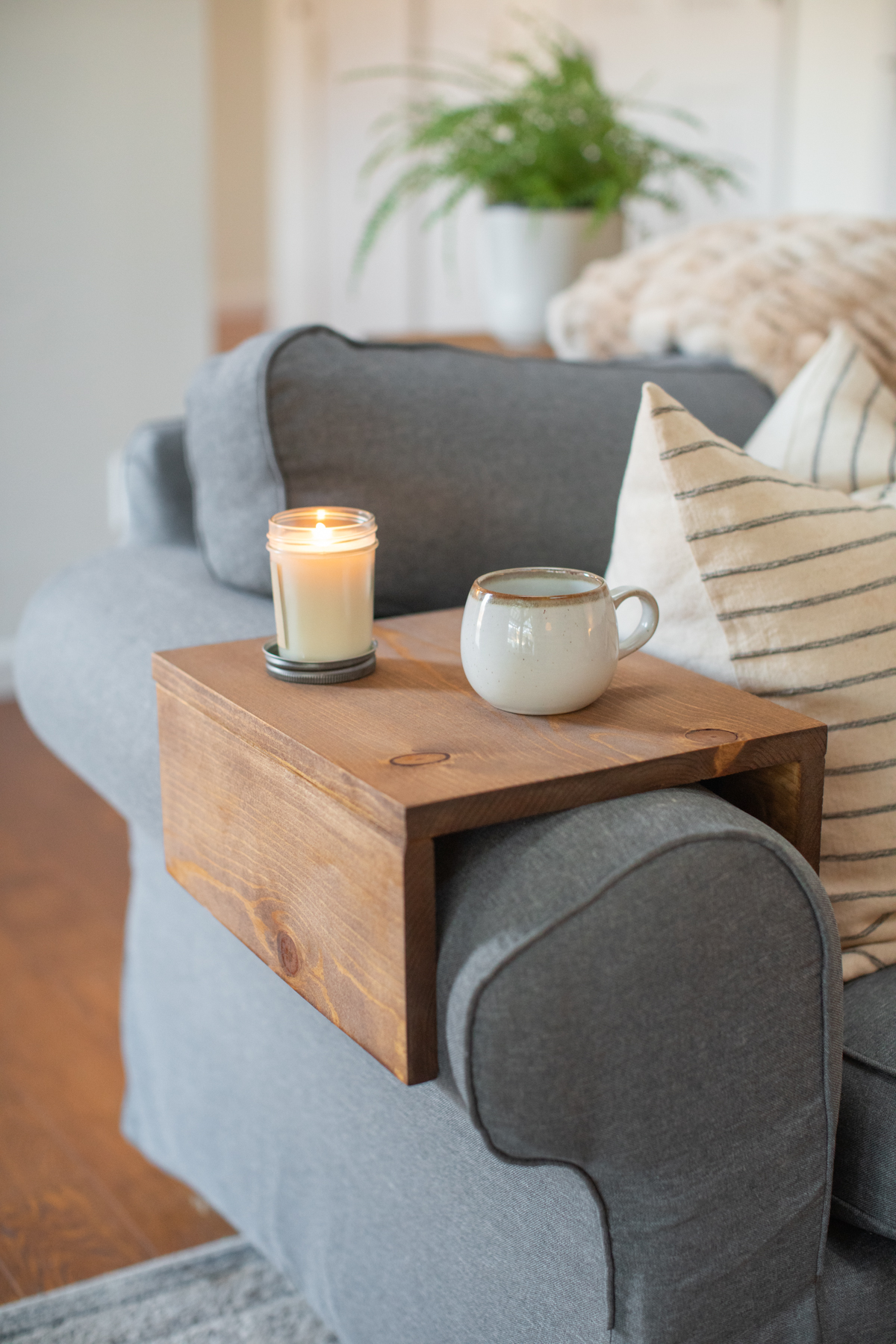 Couch Arm Table