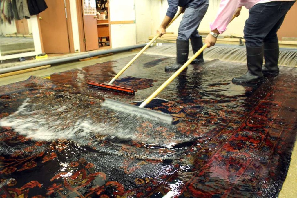 How To Clean A Persian Rug: The Dos And Don’ts Of Persian Carpet Cleaning